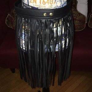 Belted skirt